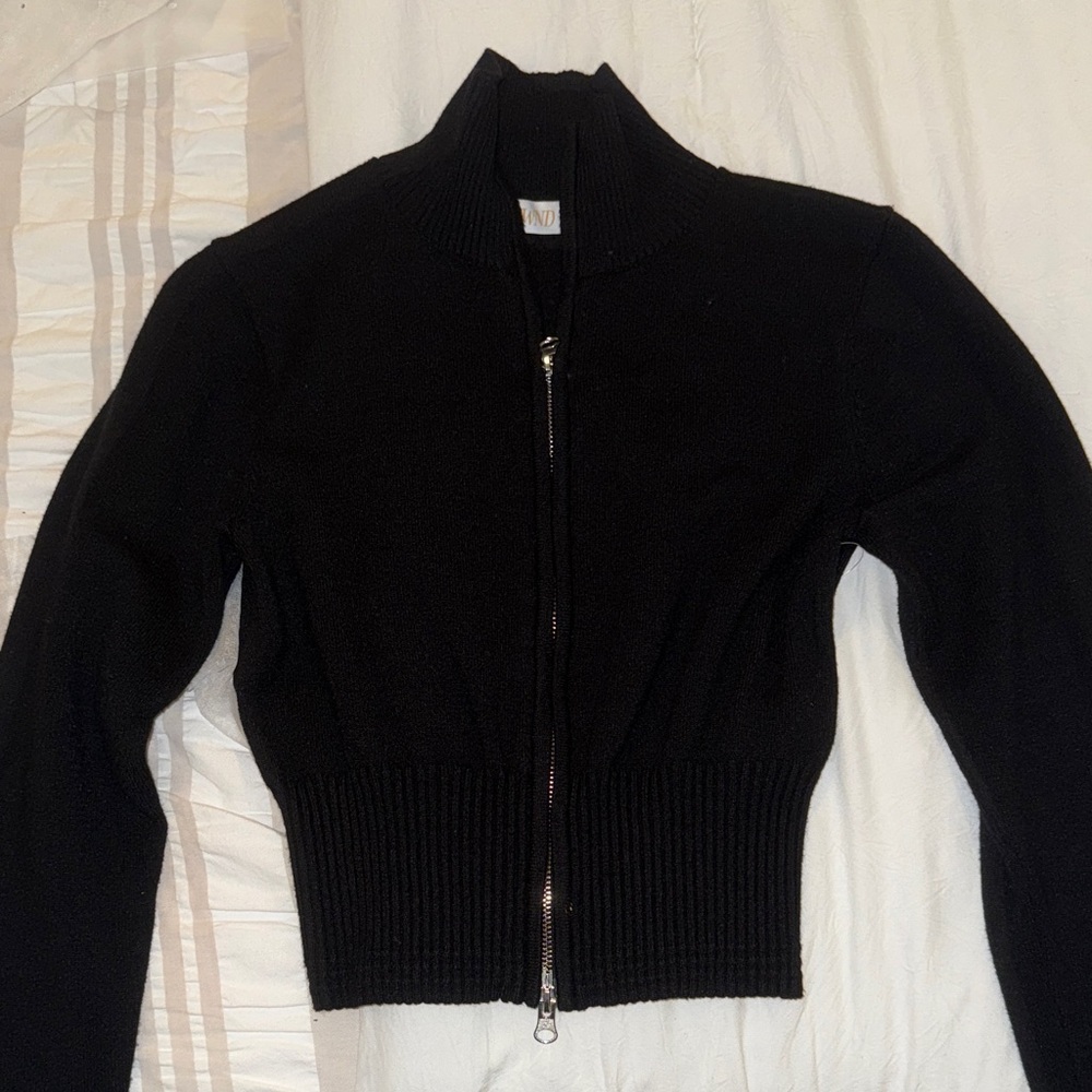 Black Zippered Women's Sweater
